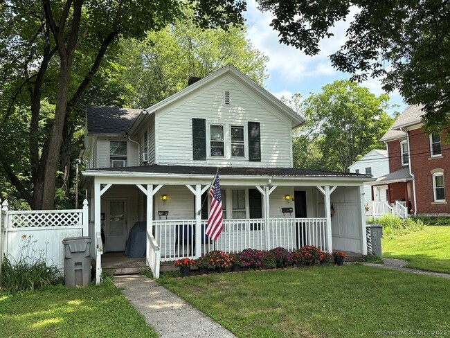 property at 31 Circle St
