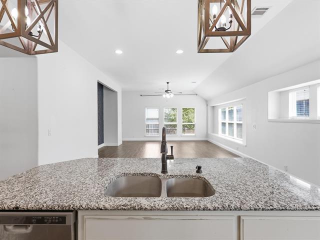 8113 Spitfire Trail in Aubrey, TX - Building Photo - Building Photo