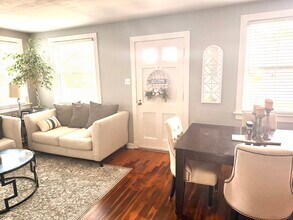 320 Fairway Ln in Kirkwood, MO - Building Photo - Building Photo