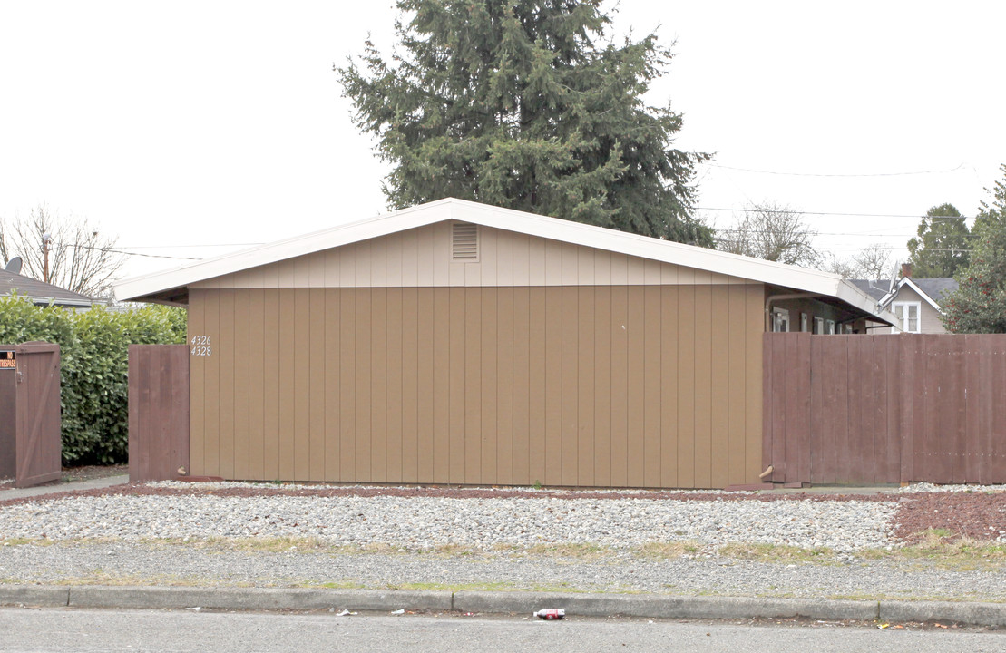 4326 S Warner St in Tacoma, WA - Building Photo