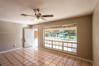 7619 Kismet St in Miramar, FL - Building Photo - Building Photo