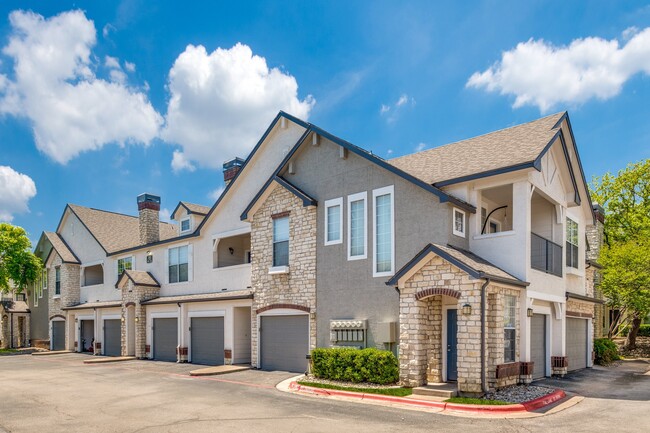 Regency Dell Ranch Apartments in Round Rock, TX - Foto de edificio - Building Photo