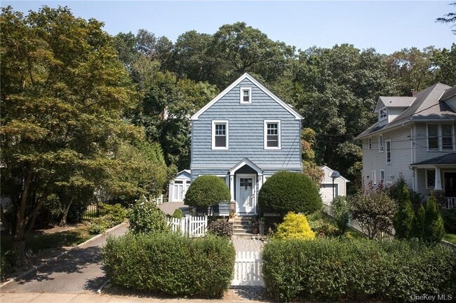 property at 14 Rosedale Ave