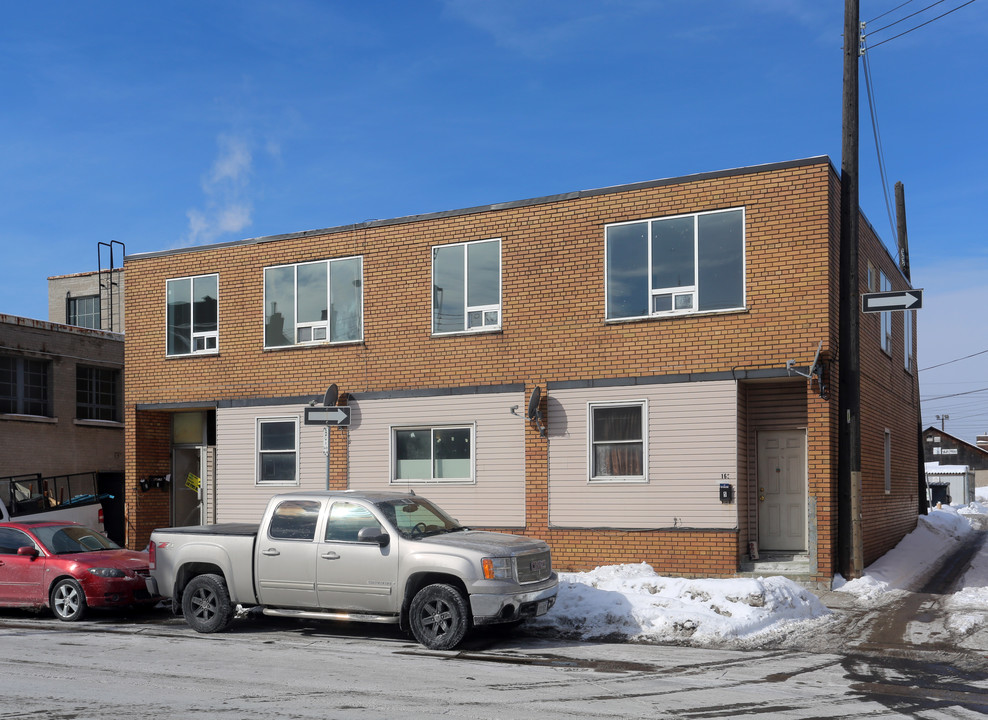 169 Sherman Ave N in Hamilton, ON - Building Photo