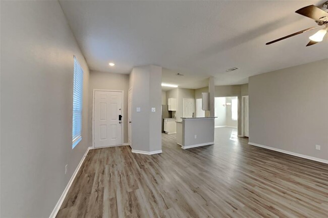 12303 Carriage Oak Cir in Humble, TX - Foto de edificio - Building Photo