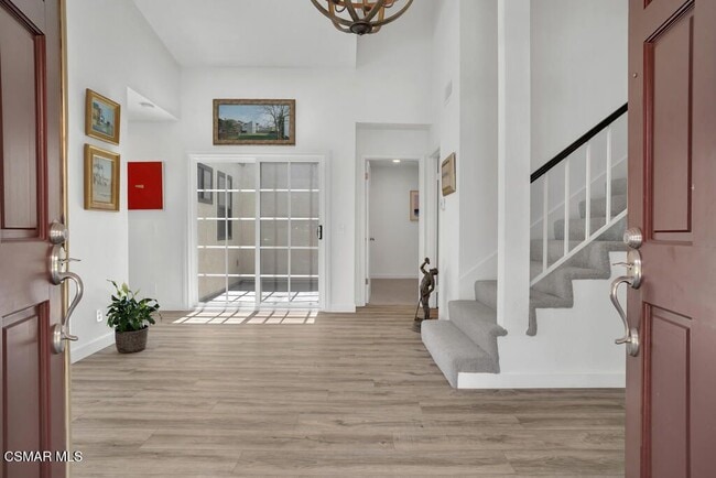780 Wind Willow Way in Simi Valley, CA - Foto de edificio - Building Photo