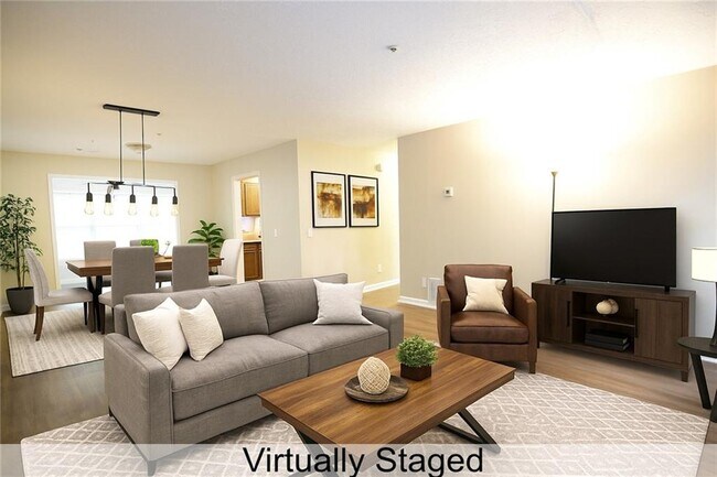 294 E Burns Ct SW in Marietta, GA - Building Photo - Building Photo