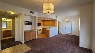 9580 W Reno Ave in Las Vegas, NV - Building Photo - Building Photo