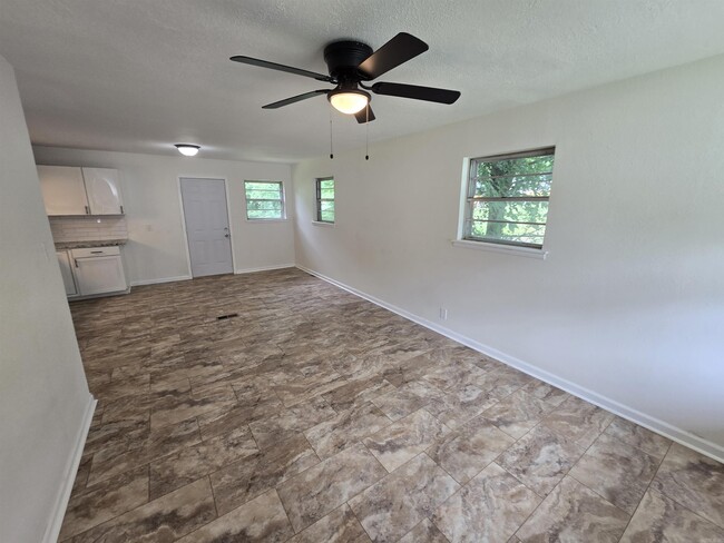 2010 S Park St in Little Rock, AR - Building Photo - Building Photo