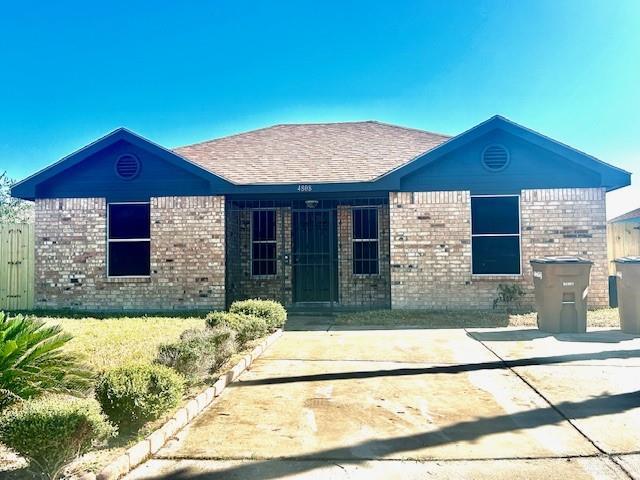 4808 Redwood St in Edinburg, TX - Building Photo