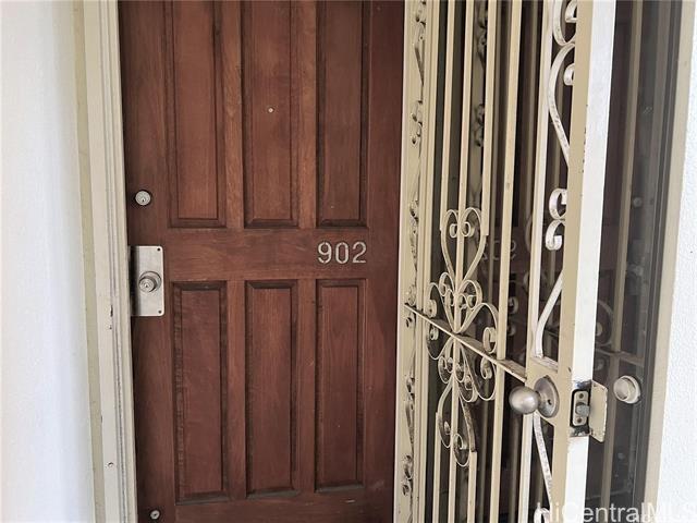 1860 Ala Moana Blvd in Honolulu, HI - Building Photo - Building Photo