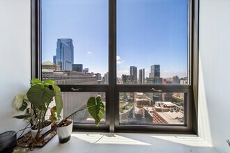 400 N La Salle Dr in Chicago, IL - Building Photo - Building Photo