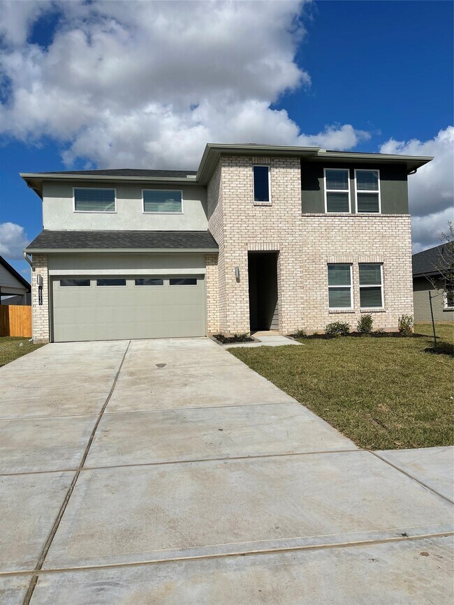 property at 28938 Yulee Mill Dr