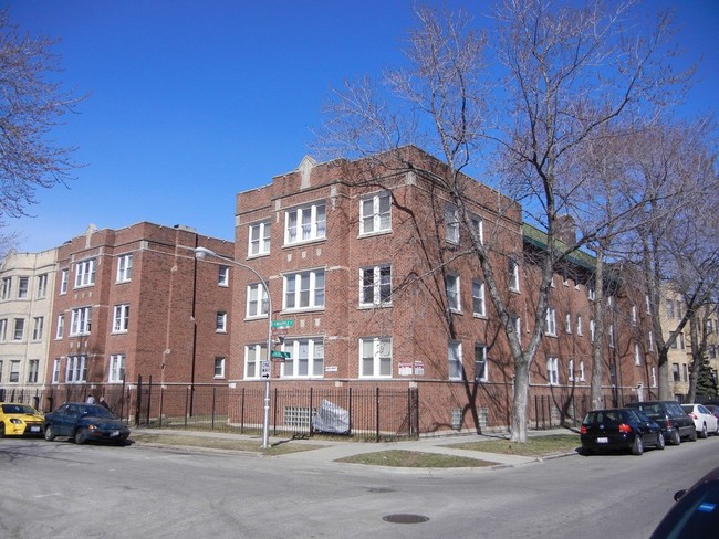 4901-4907 N Whipple St in Chicago, IL - Building Photo - Building Photo