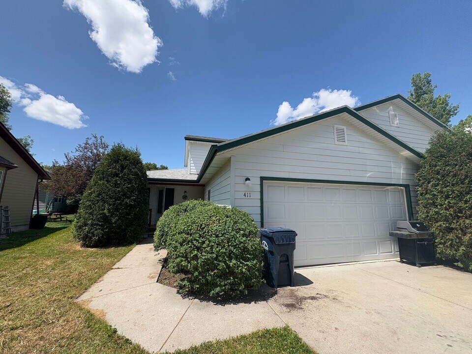 411 Greenway Ave in Bozeman, MT - Building Photo