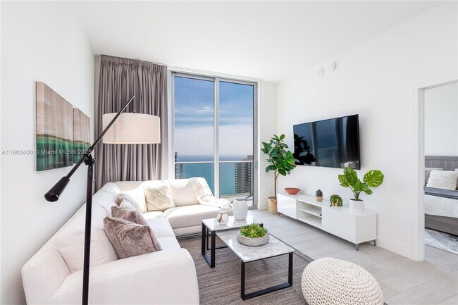4010 S Ocean Dr, Unit T4303 in Hollywood, FL - Building Photo - Building Photo