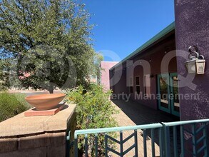 461 S Magnolia Ave in Tucson, AZ - Foto de edificio - Building Photo