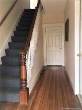 44 Falls Rd, Unit 2B in East Haddam, CT - Building Photo - Building Photo