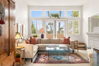 5609 Avenida Del Parque in Rancho Santa Fe, CA - Building Photo - Building Photo