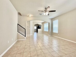 401 Katmai Cir in Pflugerville, TX - Foto de edificio - Building Photo