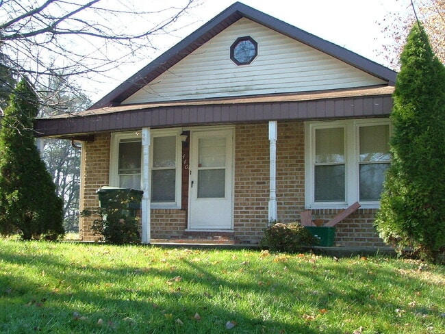 property at 440 N Earl St