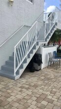 1705 N Riverside Dr, Unit 8 in Pompano Beach, FL - Building Photo - Building Photo