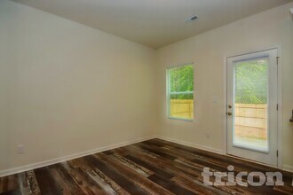 109 Sunwood Ct in Statesville, NC - Foto de edificio - Building Photo