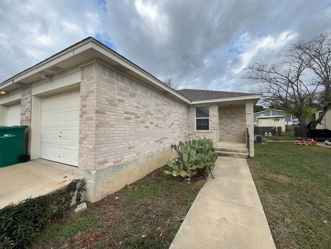 property at 911 Lemonwood