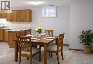 227 Templemead Dr in Hamilton, ON - Building Photo - Building Photo