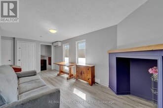 31 Empire Crescent in Courtice, ON - Building Photo - Building Photo