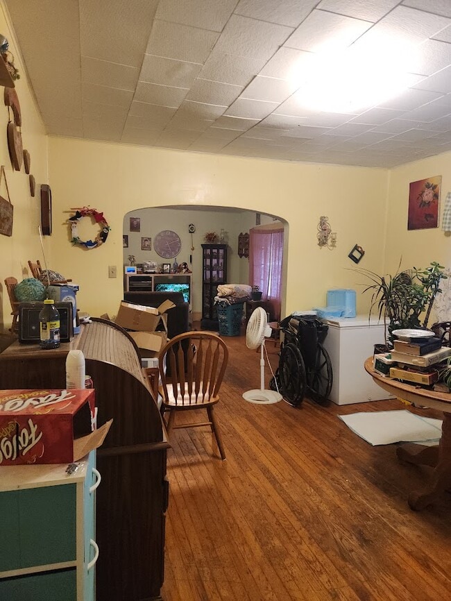 223 High St, Unit #1 in Canton, NC - Building Photo - Building Photo