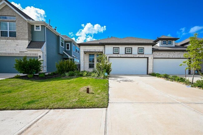 1535 Cathedral Bend Drive in Sienna, TX - Building Photo - Building Photo