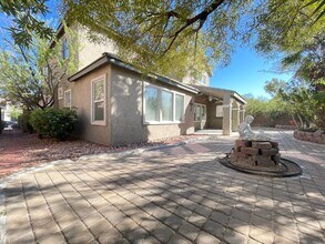 1581 Boundary Peak Way in Las Vegas, NV - Building Photo - Building Photo