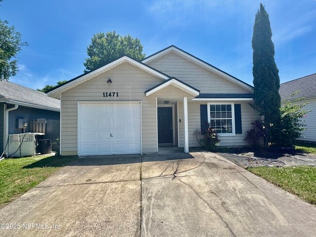 property at 11471 Mandarin Glen Cir W
