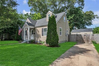 1336 Maplewood Ave in Norfolk, VA - Building Photo - Building Photo