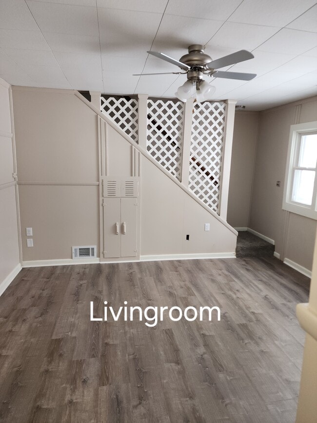 134 E South St in Hastings, NE - Building Photo - Building Photo