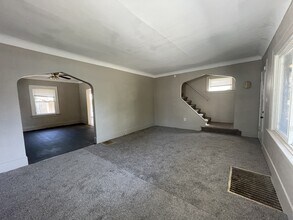 4208 Asbury Dr in Toledo, OH - Building Photo - Building Photo