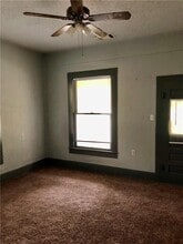 416 N Line St in Mineola, TX - Foto de edificio - Building Photo