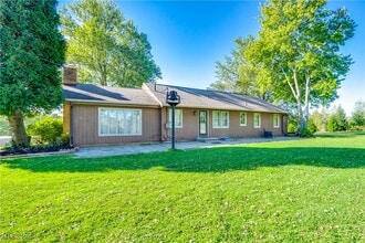 4017 Bellaire Ln in Peninsula, OH - Building Photo - Building Photo