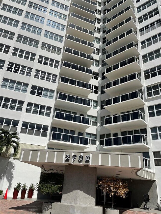 3700 Galt Ocean Dr Rentals in Fort Lauderdale, FL