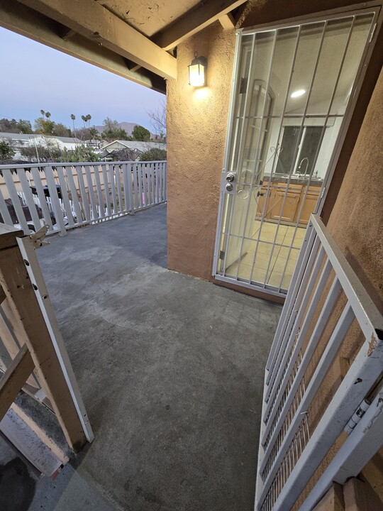 774 N Orange St, Unit 2B in Riverside, CA - Building Photo