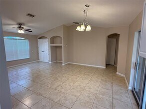 2680 Shalimar Terrace in North Port, FL - Building Photo - Building Photo