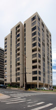 The Alexander in Honolulu, HI - Building Photo - Building Photo