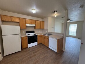 4405 Abigail Dr in Killeen, TX - Building Photo - Building Photo