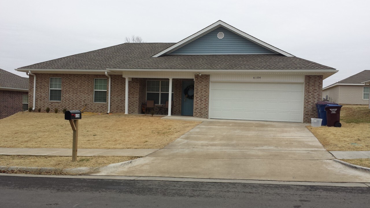 Walnut Park Estates in Fort Smith, AR - Foto de edificio