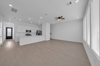 12639 Blue Catfish Ln in Cypress, TX - Building Photo - Building Photo