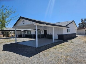 1083 E Calvada Blvd in Pahrump, NV - Building Photo - Building Photo