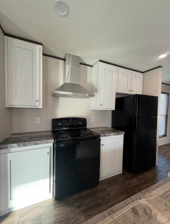 5705 Hicks Ln in Oklahoma City, OK - Building Photo