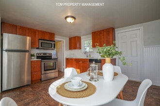 8437 S M St in Tacoma, WA - Building Photo - Building Photo