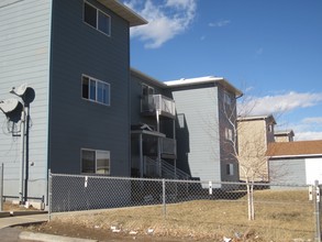 1011 Church in Gillette, WY - Building Photo - Building Photo